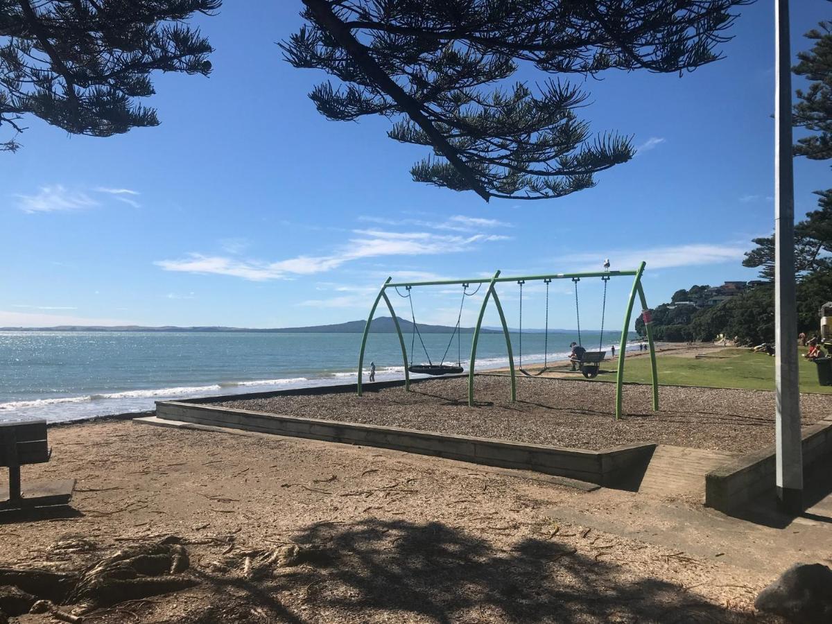 Whitby Studio - Mairangi Bay Beach Auckland Exterior foto