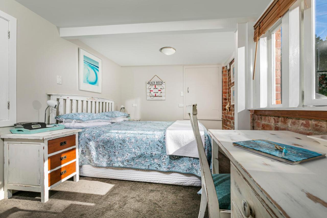 Whitby Studio - Mairangi Bay Beach Auckland Exterior foto